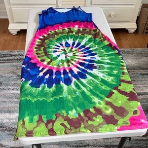 Vibrant Tie-Dye Sleeveless Dress